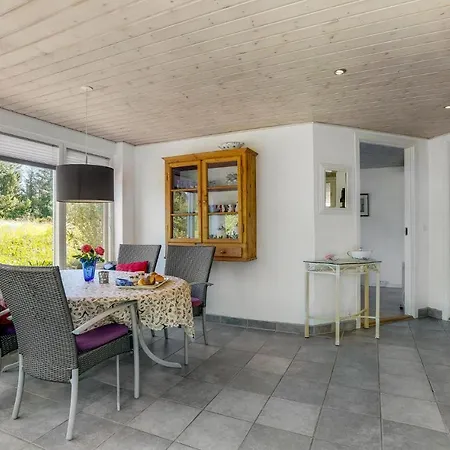 3 Bedroom Lovely In 度假居 乌尔夫堡