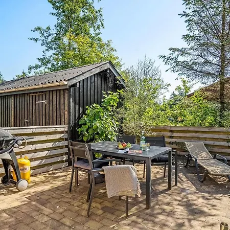 3 Bedroom Lovely In *