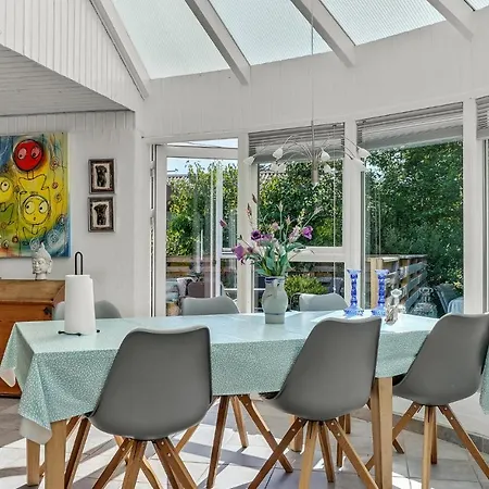 Vakantiehuis 3 Bedroom Lovely In Ulfborg